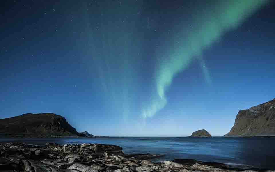 httpspixabay.comzhphotosnature-sea-aurora-borealis-lofoten-1032523.jpg