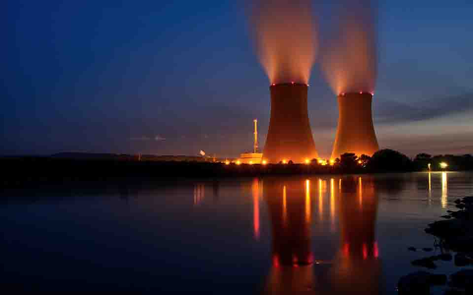 httpspixabay.comzhphotosenergy-nuclear-power-plant-grohnde-4030427.jpg